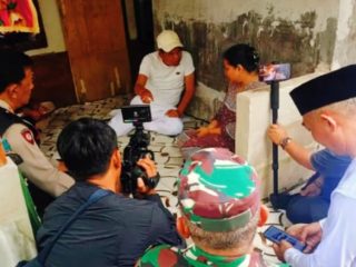 Dedi Mulyadi Bantu Keluarga Korban dan Pelaku Penganiayaan. (AlexaPodcast.ID)
