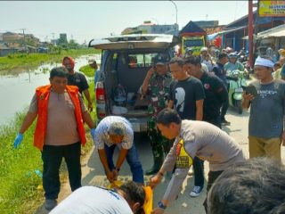 Mayat Pria Ditemukan di Irigasi Desa Rengasdengklok Selatan. (AlexaPdcast.ID)