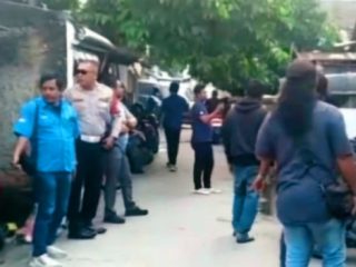 Janji Kerja Tak Kunjung Datang, 13 Warga Cikarang Jadi Korban Penipuan. (AlexaPodcast.ID)
