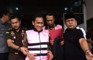 Modus Palsukan LPJ Kejari Bekasi Tahan 4 Tersangka Korupsi Dana Desa, Kerugian Negara Capai Rp 2,5 Miliar Mantan Kades Sumberjaya dan 3 Orang Jadi Tersangka. (AlexaPodcast.ID) 
