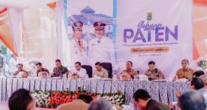 Polres Karawang Dukung Program Pemerintah Daerah Lewat Pengamanan Gebyar Paten di Kutawaluya Pelayanan Publik Terpadu di Kutawaluya Dihadiri Forkopimda. (AlexaPodcast.ID)