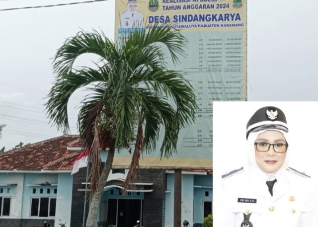 Baliho Transparansi APBDes 2025 di Depan Kantor Desa. (AlexaPodcast.ID)