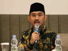 Bupati Bekasi Siap Evaluasi Tunjangan Anggota Dewan Pasca Aksi Unjuk Rasa Bupati Ade Kuswara: Mekanisme Tunjangan Ditentukan Pemerintah Pusat. (AlexaPodcast.ID)