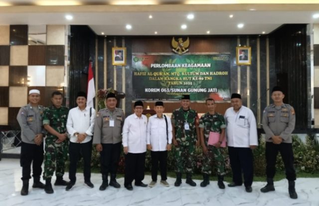 Peringatan HUT ke-80 TNI di Cirebon. (AlexaPodcast.ID)