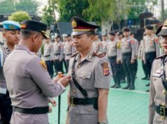 Kapolres Karawang Pimpin Upacara Sertijab di Lapangan Mako Polres Mutasi Jabatan di Polres Karawang, AKP Marsad Jadi Kasubagdal Ops. (AlexaPodcast.ID)