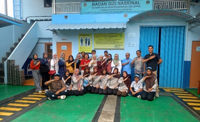 SPPG Cibungur Indah Klarifikasi Soal Isu di Menu MBG, Dinkes Karawang Lakukan Audit dan Evaluasi SPPG Cibungur Indah Bersama Dinkes Karawang. (AlexaPodcast.ID)