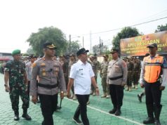 Kapolres Karawang Pimpin Apel Gabungan Kesiapan Tanggap Bencana Polres Karawang Gelar Apel Kesiapsiagaan Hadapi Potensi Bencana Alam. (AlexaPodcast.ID)
