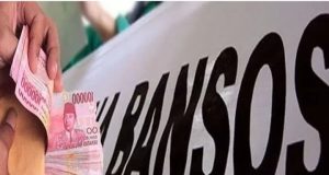 Modus Janji Bansos? Warga Sindangmulya Sebut Operator Desa Minta Uang Pendaftaran Ilustrasi, Warga Sindangmulya Keluhkan Janji Bansos Berbayar. (AlexaPodcast.ID)