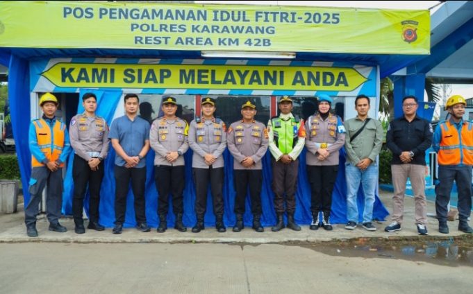 Operasi Lilin Lodaya 2025, Polres Karawang Siagakan 23 Pos Pengamanan Nataru Polres Karawang Perketat Pengamanan Jalur dan Wisata. (AlexaPodcast.ID)