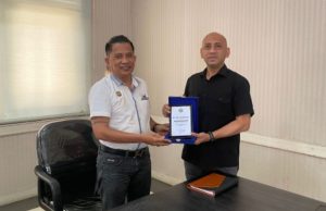 IWO Karawang dan Kejari Karawang Pererat Kolaborasi Lawan Korupsi Kunjungan Kerja IWO Karawang ke Kejari. (AlexaPodcast.ID)