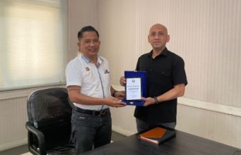 IWO Karawang dan Kejari Karawang Pererat Kolaborasi Lawan Korupsi Kunjungan Kerja IWO Karawang ke Kejari. (AlexaPodcast.ID)