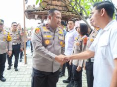 Wakapolda Jabar Apresiasi Kesiapan Polres Karawang Saat Cek Pos Pam KM 57 Wakapolda Jabar Cek Kesiapan Pos Pam KM 57 Karawang. (AlexaPodcast.ID)