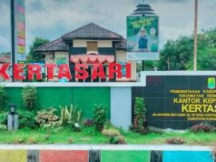 Penilaian STBM Disambut Positif, Warga Kertasari Dukung Lingkungan Sehat Kantor Desa Kertasari (AlexaPodcast.ID)