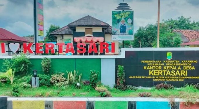 Penilaian STBM Disambut Positif, Warga Kertasari Dukung Lingkungan Sehat Kantor Desa Kertasari (AlexaPodcast.ID)
