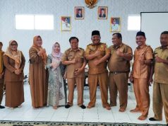 Camat Kutawaluya Arta Pamit Pensiun, Sampaikan Pesan Soliditas dan Pelayanan Publik Pensiun dari Jabatan Camat, Arta Ajak Kepala Desa Jaga Kekompakan. (AlexaPodcast.ID)