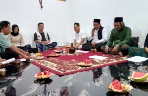 Relawan Bupati Aing Gelar Pengajian Malam Jumat, Momentum Refleksi Awal Tahun Awali Tahun 2026, Pengajian Malam Jumat di Nagrikaler Berlangsung Khidmat. (AlexaPodcast.ID)