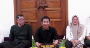 Bupati Om Zein Terima Ucapan Tahun Baru dari Kapolda Jawa Barat Bupati Om Zein Sambut Tahun 2026 dengan Harapan Baru. (AlexaPodcast.ID)