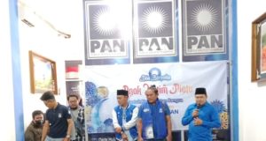 PAN Karawang Santuni Ratusan Anak Yatim, Tegaskan Politik Berbasis Kepedulian Sosial PAN Karawang Gelar Aksi Sosial Serentak. (AlexaPodcast.ID)