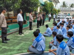 Tekan Tawuran dan Narkoba, Polsek Cikarang Selatan Sambangi SMK Garuda Nusantara Polsek Cikarang Selatan Bentuk Karakter Disiplin Pelajar SMK Garuda Nusantara. (AlexaPodcast.ID)