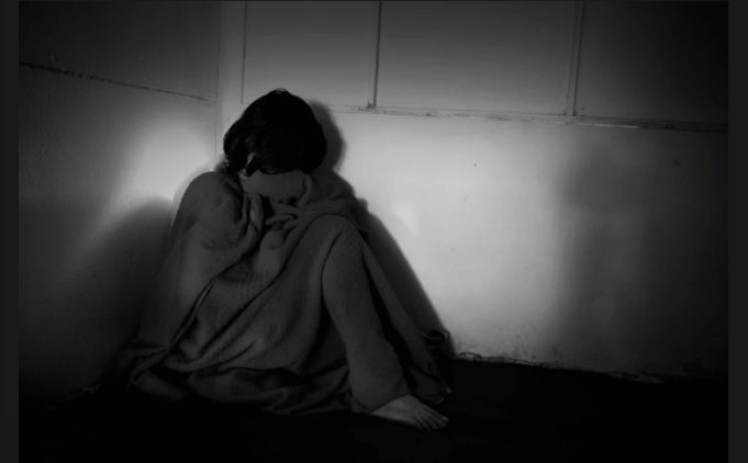 Kasus Dugaan VCS dan Pelecehan Siswi, Oknum Guru SMK Saintek Nurul Muslimin Terancam Dilaporkan ke Polisi Gambar ilustrasi, Oknum guru SMKS Saintek Nurul Muslimin diduga lakukan perbuatan asusila. (AlexaPodcast.ID)