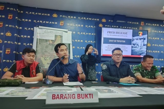 Polres Karawang Tangani Kasus Perburuan Macan Tutul. (AlexaPodcast.ID) Polres Karawang Tangani Kasus Perburuan Macan Tutul. (AlexaPodcast.ID)