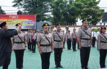 Polres Karawang Gelar Sertijab dan Pelantikan, Perkuat Soliditas dan Kinerja Pelayanan Publik Serah Terima Jabatan (Sertijab) Wakapolres dan Serah Terima Jabatan (Sertijab) Wakapolres dan Kasatlantas,(AlexaPodcast.ID)