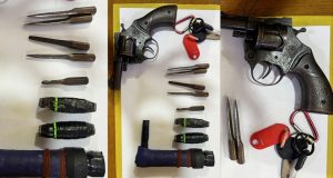 Niat Curanmor, Ending Malah Masuk Polsek: Dua Pemuda Apes di Palumbonsari Belum Jauh Gas, Maling Sudah Dikepung Warga Karawang. (AlexaPodcast.ID)