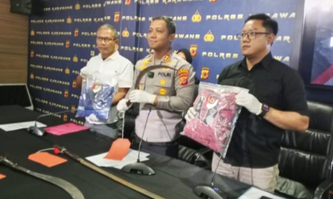 Polres Karawang Ungkap Kasus Pembacokan di Cikampek, Satu Tersangka Ditahan Kasus Pembacokan di Cikampek Terungkap, Polisi Tetapkan Satu Orang Tersangka. (AlexaPodcast.ID)