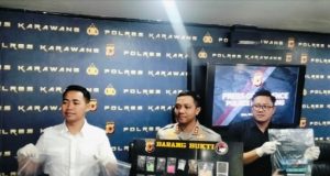 Polres Karawang Ungkap 26 Kasus Narkoba, 28 Tersangka Diamankan Konferensi Pers Satres Narkoba Polres Karawang, 26 Kasus Berhasil Diungkap. (AlexaPodcast.ID)