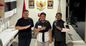Pengusaha Muda Karawang Tio Resmi Gabung Partai Solidaritas Indonesia Tio Jabat Bendahara DPD PSI Karawang, Siap Perjuangkan Peran Anak Muda. (AlexaPodcast.ID)