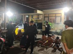 Patroli Dini Hari, Polisi Gagalkan Aksi Perang Sarung di Telukjambe Timur Enam Remaja Diduga Hendak Tawuran Diamankan. (AlexaPodcast.ID)