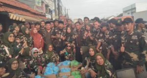 DPC WBi/WJi Bekasi Bagikan Takjil dan Gelar Buka Bersama WBi/WJi Cikarang Utara Gelar Aksi Sosial Berbagi Takjil.(AlexaPodcast.ID)