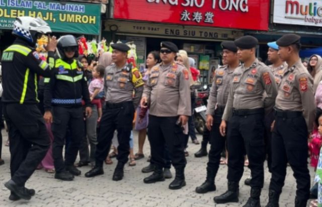 Kirab Budaya Cap Go Meh Ramaikan Kota Karawang. (AlexaPodcast.ID) Kirab Budaya Cap Go Meh Ramaikan Kota Karawang. (AlexaPodcast.ID)