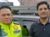 Aksi Humanis Satlantas Polres Karawang, Mobil WNA Pakistan Mogok di Tol Japek Langsung Dibantu Lapor Pak Kapolres Langsung Gerak: Mobil WNA Mogok di Tol Japek Dibantu Polisi. (AlexaPodcast.ID)