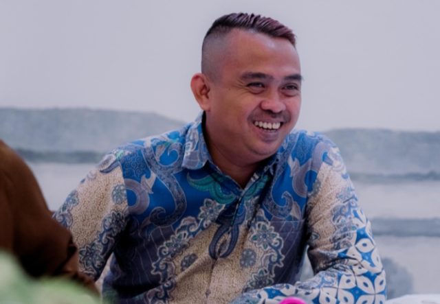 Jambul Merah Dukung Mahasiswa Kawal Aspirasi Warga Dekat TBBM Dawuan. (AlexaPodcast.ID)