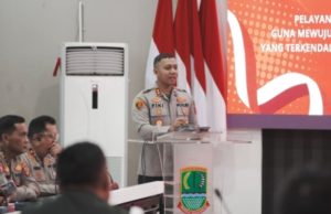 Rakor Operasi Ketupat Lodaya 2026 Digelar, Karawang Siapkan Pengamanan Mudik Lebaran TNI, Polri dan Pemda Karawang Perkuat Sinergi Jelang Operasi Ketupat Lodaya 2026. (AlexaPodcast.ID)