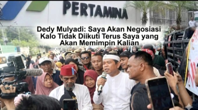 Janji Ganti Rugi Belum Cair, Warga Karawang dan Mahasiswa Siap “Menagih” ke Kantor Pusat Pertamina Janji Buffer Zone Berjalan Lambat, Warga Karawang Pilih Aksi ke Pusat Pertamina. (AlexaPodcast.ID)