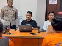 Pasangan Suami Istri Spesialis Pencurian Rumah Kosong di Karawang Dibekuk Polisi CCTV Bongkar Aksi Pasutri Pencuri Rumah Kosong di Karawang. (AlexaPodcast.ID)
