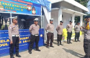 Titik Krusial Mudik, Pos Pam Dawuan Cikampek Perketat Pengamanan Lalu Lintas Pos Pam Dawuan Cikampek Fokus Antisipasi Kemacetan Pemudik. (AlexaPodcast.ID)