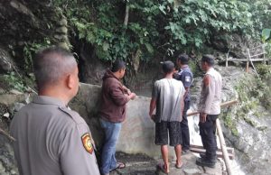 Remaja 16 Tahun Tewas Tenggelam di Green Canyon Karawang, Polisi Imbau Utamakan Keselamatan Pelajar Asal Bekasi Tewas Tenggelam di Green Canyon Karawang. (AlexaPodcast.ID)