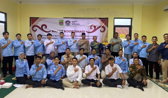 Polsek Babelan Kumpulkan Muspika dan Pengelola SPPG, Fokus Keamanan Pangan Rakor dan Halal Bihalal, Polsek Babelan Perkuat Sinergi Program SPPG. (AlexaPodcast.ID)