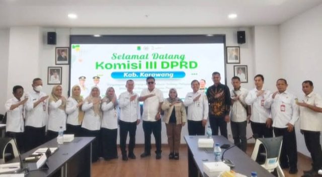 Komisi III DPRD Tinjau RSUD Rengasdengklok. (AlexaPodcast.ID) Komisi III DPRD Tinjau RSUD Rengasdengklok. (AlexaPodcast.ID)