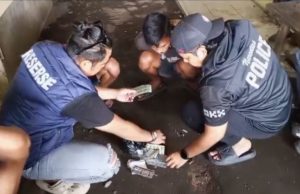 Polres Karawang Amankan Dua Pengedar Obat Keras di Purwasari Ungkap Peredaran Obat Keras, Dua Pelaku Diamankan. (AlexaPodcast.ID)