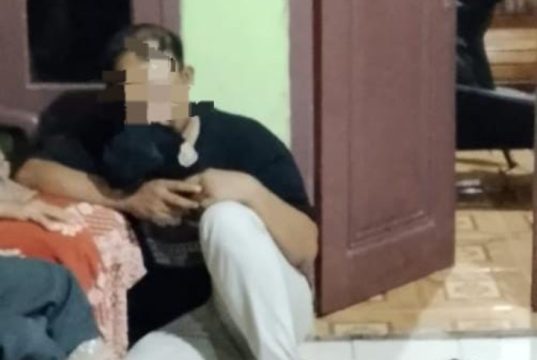 Kasus Asusila di Lingkungan Sekolah, Oknum Guru SMK di Batujaya Diamankan Polisi Oknum Guru di Karawang Diduga Lakukan Tindakan Asusila. ,(AlexaPodcast.ID)