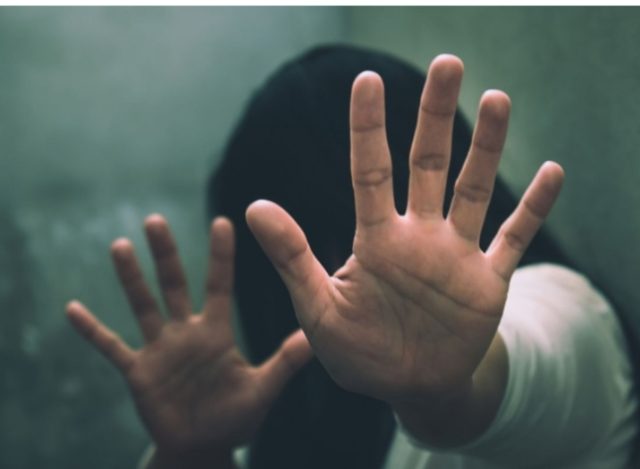 Gambar ilustrasi: Dugaan Asusila Guru SMK Karawang. (AlexaPodcast.ID)