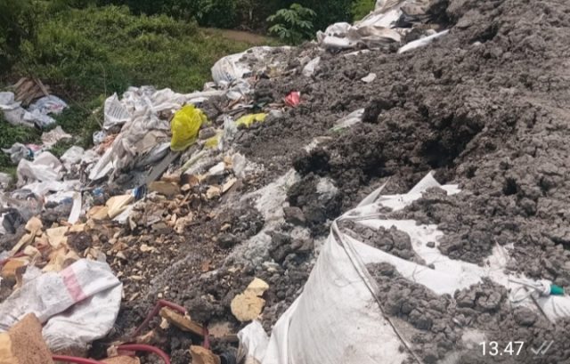 Lahan Diduga Timbun Limbah Industri di Telukjambe Timur. (AlexaPodcast.ID)