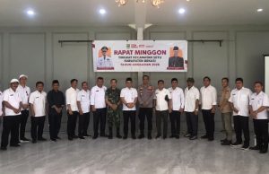 Sinergi Tiga Pilar, Kapolsek Setu Hadiri Rapat Minggon Kecamatan Kapolsek Setu Dorong Sinergitas dalam Rapat Minggon Kecamatan. (AlexaPodcast.ID)