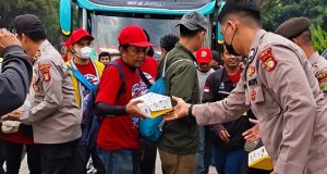 Sinergi Humanis Polri dan Buruh Warnai May Day 2026 May Day 2026 Berlangsung Damai. (AlexaPodcast.ID)