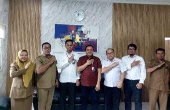 DPMD Karawang Jadi Pilot Project FORSA, Program Digitalisasi BUMDes Dipercepat DPMD Karawang Perkuat BUMDes, Dorong Kemitraan dengan UMKM. (AlexaPodcast.ID)