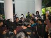 204 Personel Diterjunkan, Aksi BEM Unsika di DPRD Karawang Dikawal Humanis Aksi Mahasiswa di DPRD Karawang Berlangsung Tertib. (AlexaPodcast.ID)